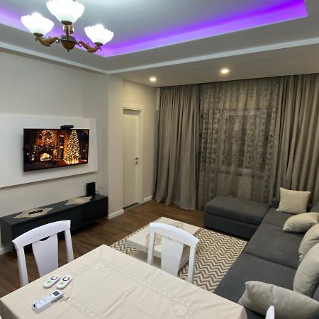 Komatas Modern Apartments In Bllok Area Tirana Exterior photo