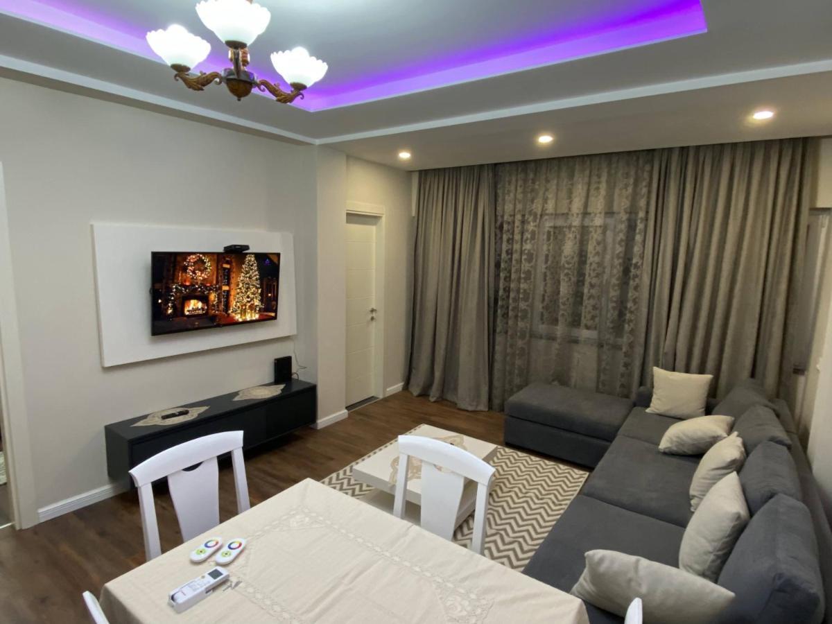 Komatas Modern Apartments In Bllok Area Tirana Exterior photo